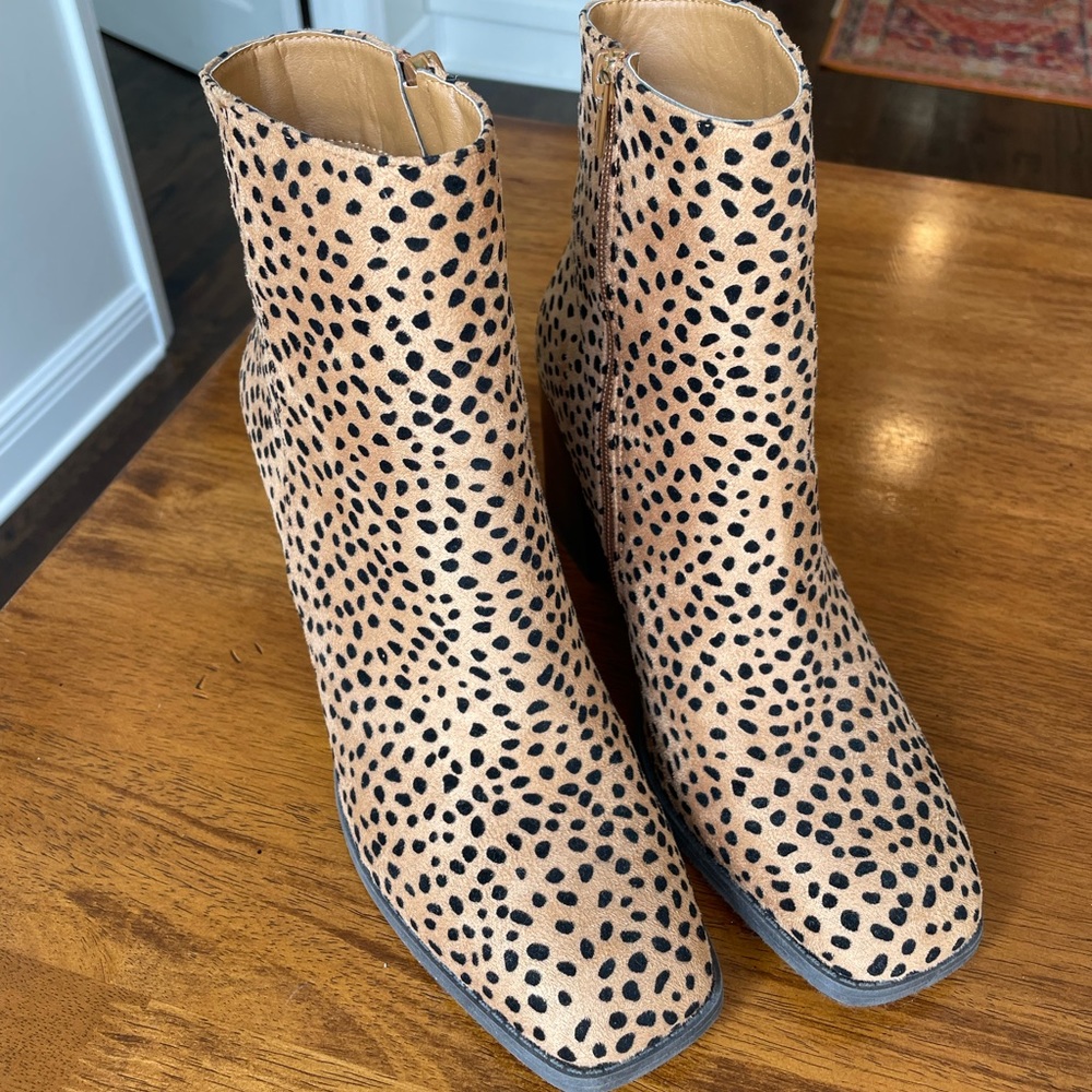 Leopard boots. Brand New.